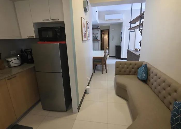 Mactan Newtown 2 Bedrooms With Balcony * Punta Engano (Mactan)