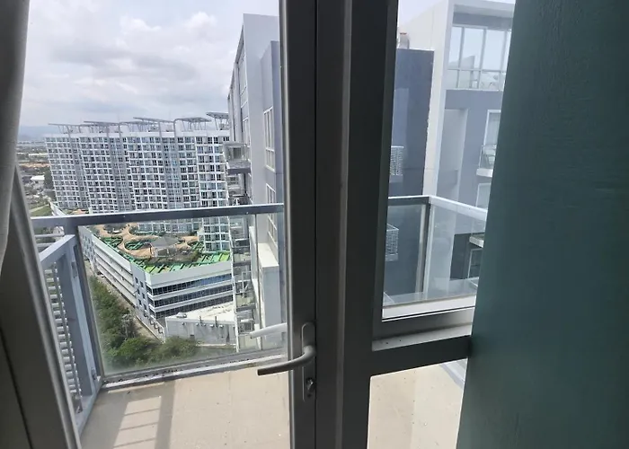 Mactan Newtown 2 Bedrooms With Balcony