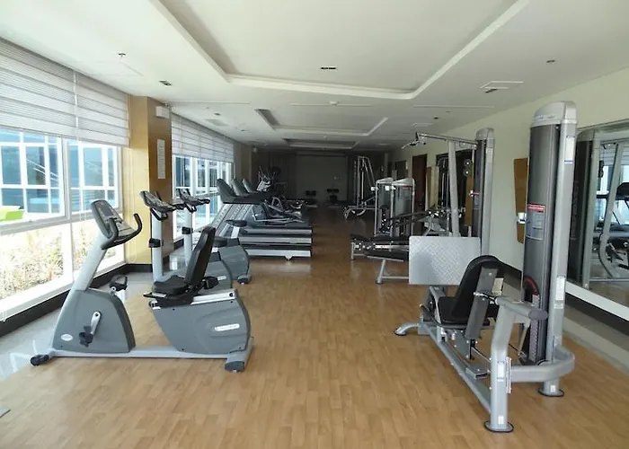 Mactan Newtown 2 Bedrooms With Balcony Punta Engano (Mactan)